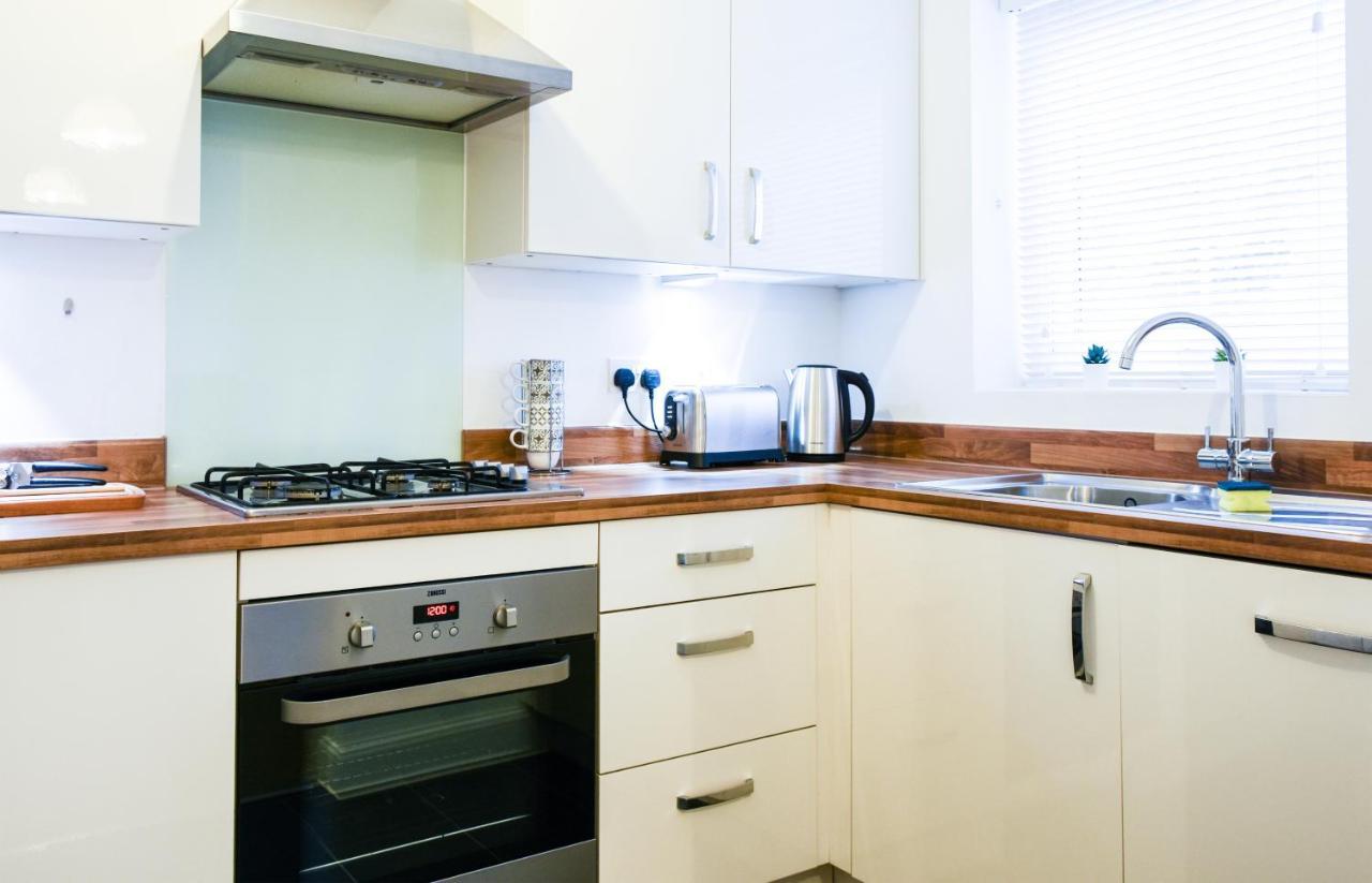 1 Bedroom Apartment Leamington Spa Hosted By Golden Key Уоруик Екстериор снимка