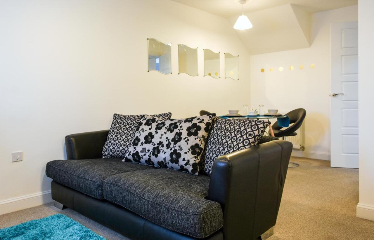 1 Bedroom Apartment Leamington Spa Hosted By Golden Key Уоруик Екстериор снимка